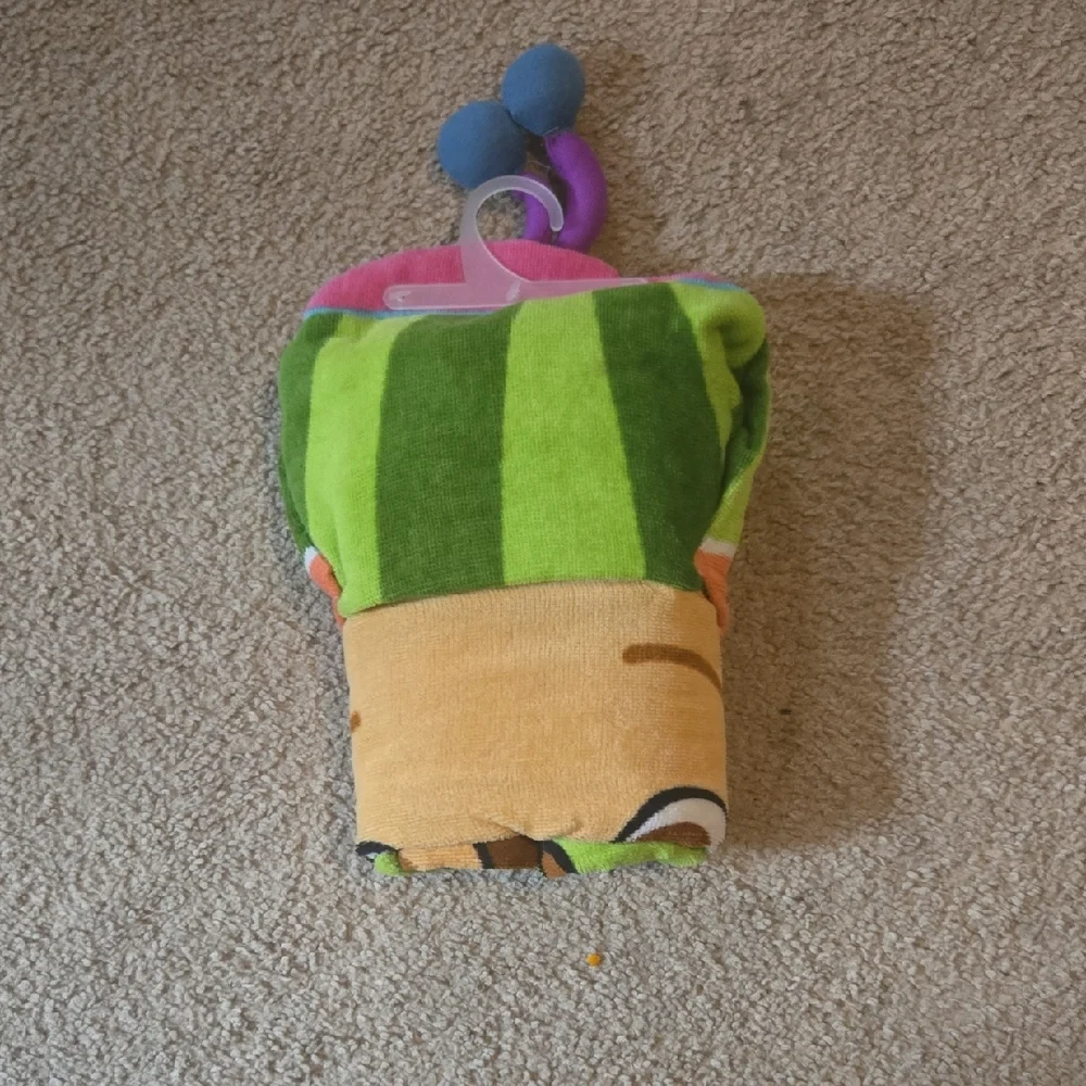 Green and Tan Striped Towel - Picture 1 of 2